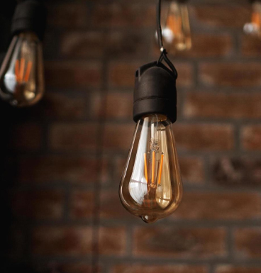 Bola Lampu Filamen LED Merevolusi Efisiensi Energi dan Penampilan Pencahayaan Retro